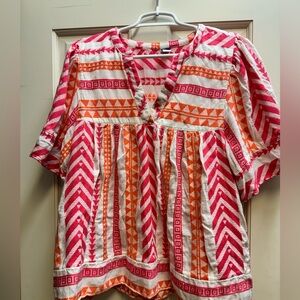 Old Navy top with fun design